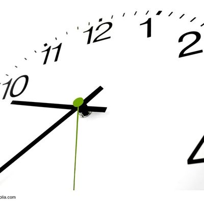 Uhr &Ouml;ffnungszeiten