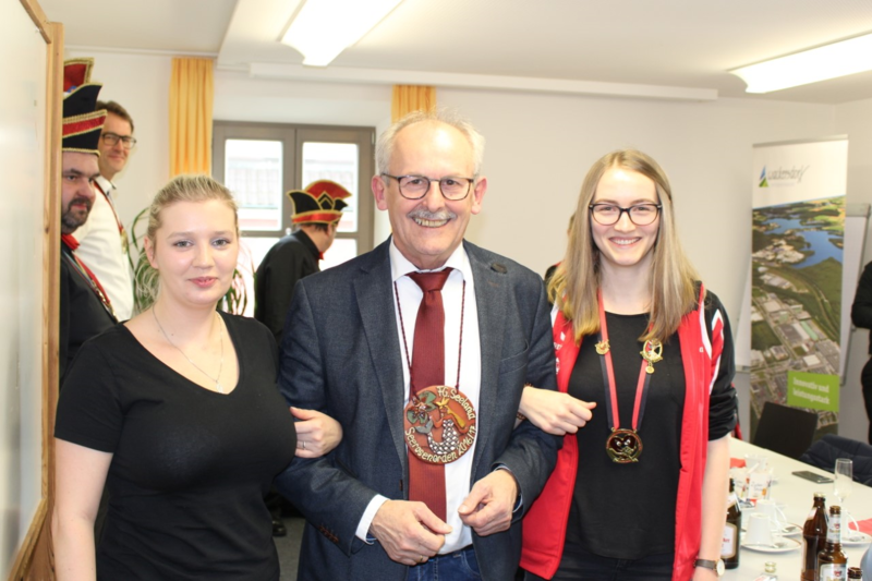 B&uuml;rgermeister Harald Bemmerl beim &Auml;mtergang