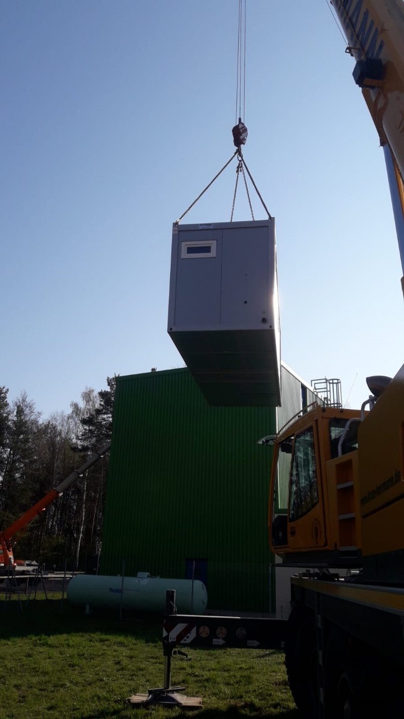 Sanit&auml;rcontainer