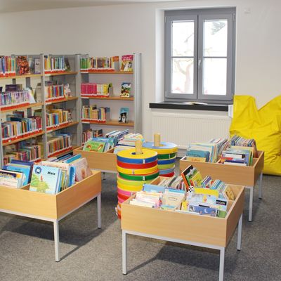 Bild vergr&ouml;&szlig;ern: Kinderecke der neuen B&uuml;cherei