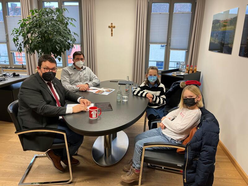 Besuch Sch&uuml;lerinnen
